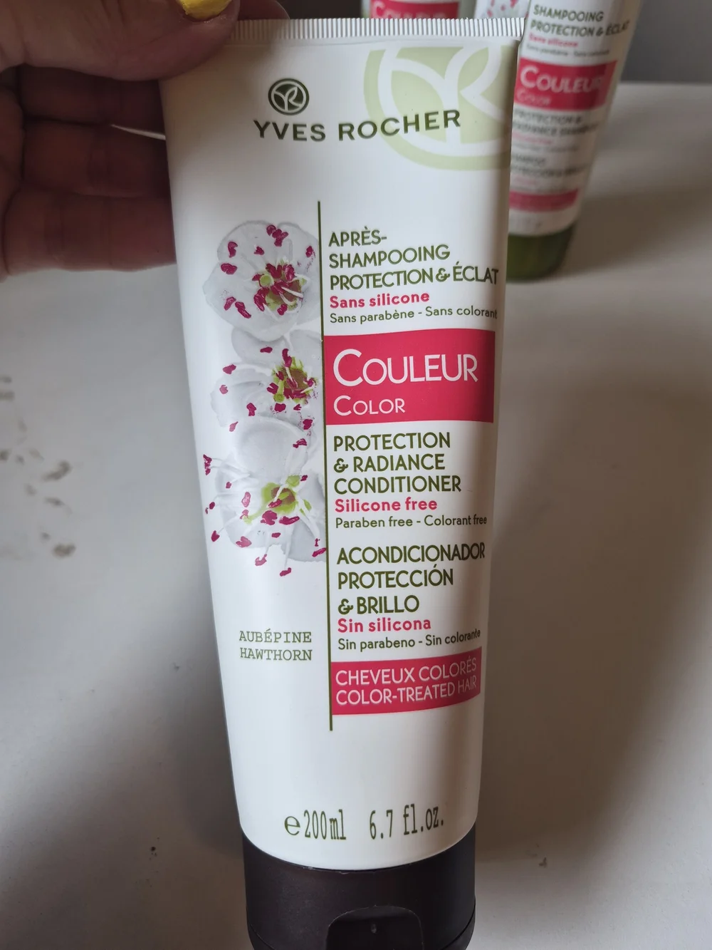 Yves Rocher Color Protection Shampoo And Conditoner - Picture 2 of 3
